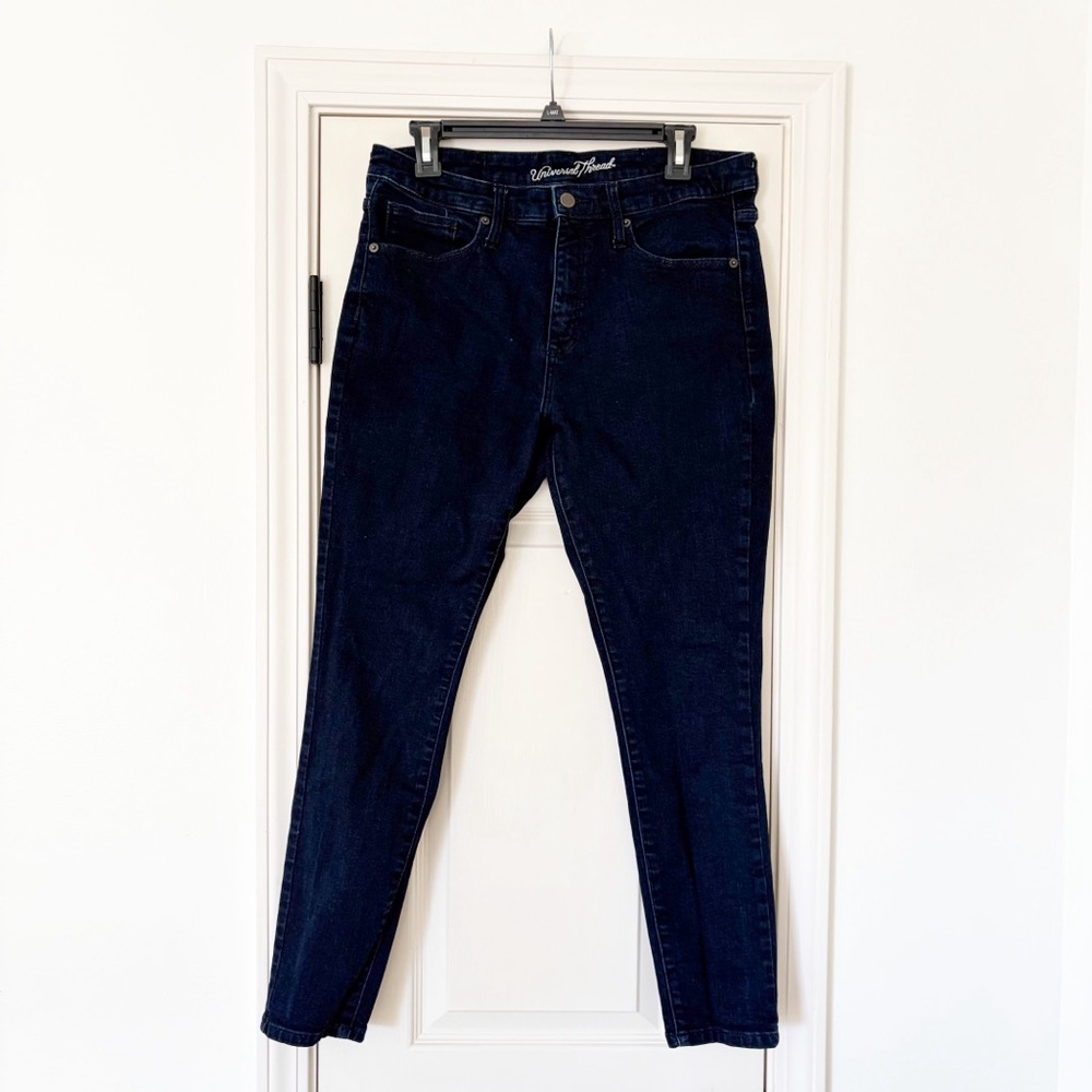 Universal Thread Dark Indigo High Rise Skinny Jeans sz 14